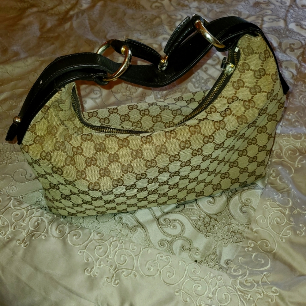 Gucci purse